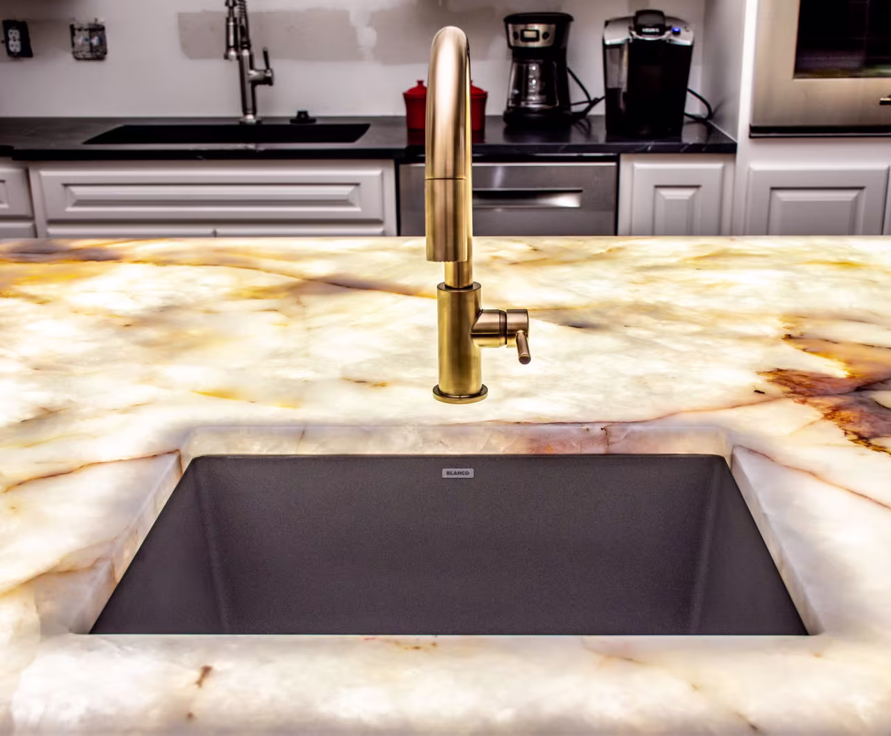 Backlit_Cristallo_Kitchen_Island_Bravas_3__95645.1697574357